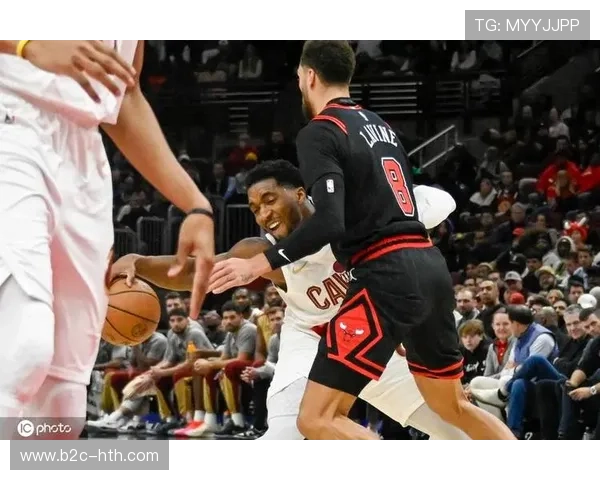 骑士128-122力克公牛,米切尔29+6+6率队主场告捷